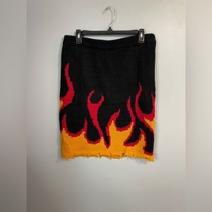 NWT Curvy Girl Ashley Stewart Plus Size Black Flame Fitted Skirt - Size …